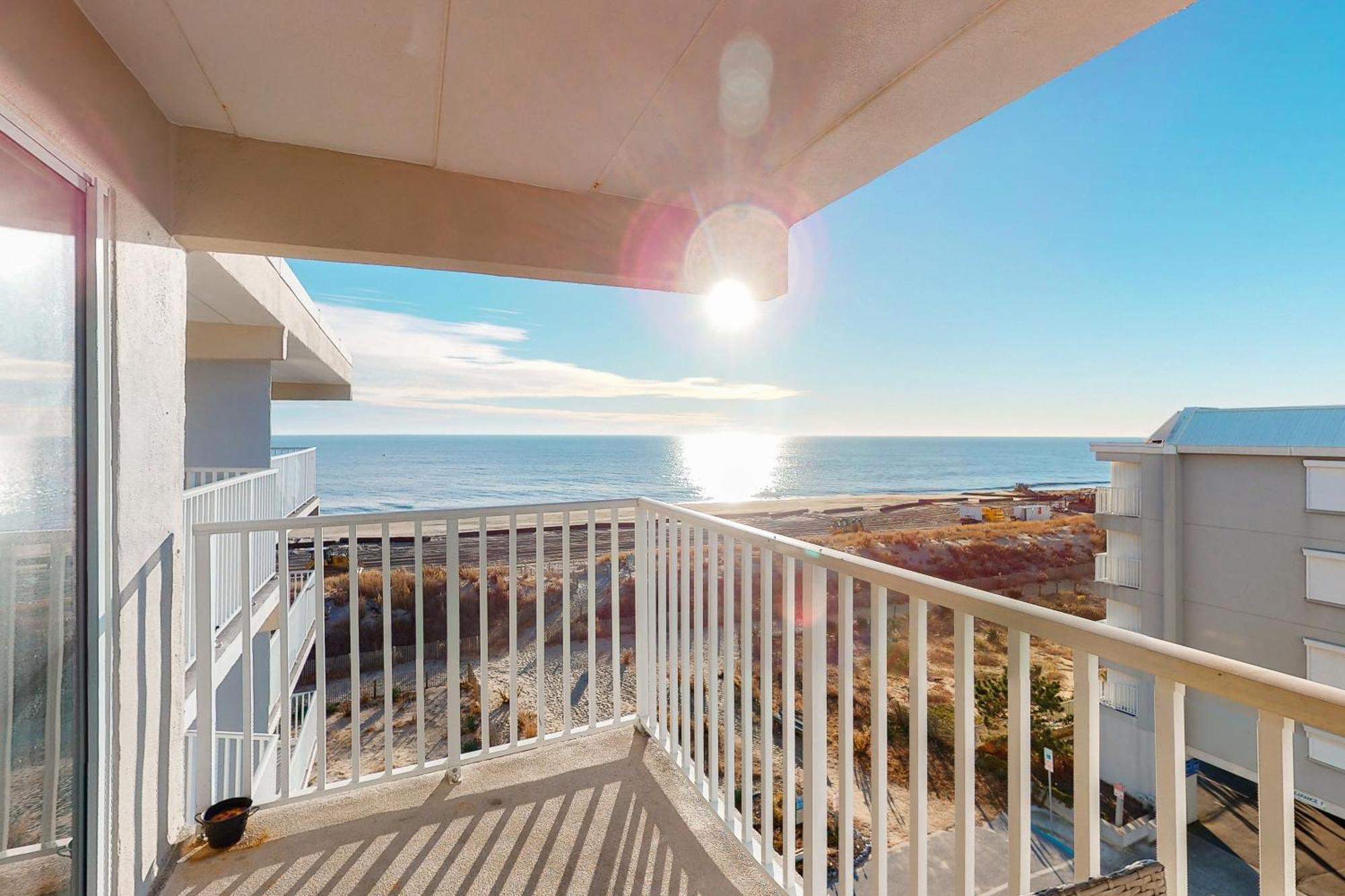 Jamaican Sunshine Ocean City Room photo